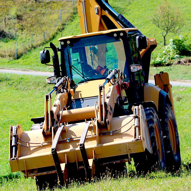Traktorer inom modernt jordbruk och byggnadsverksamhet 1